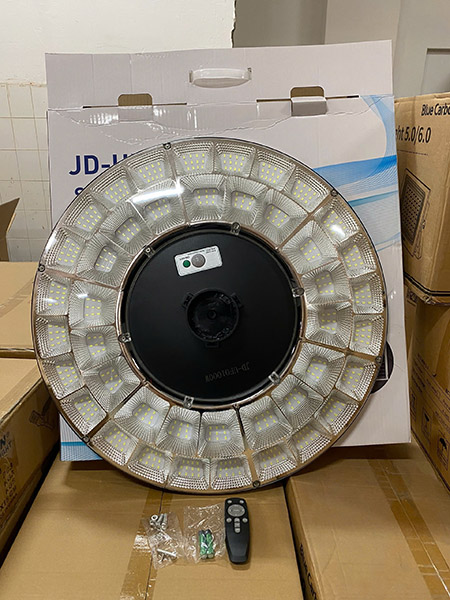 Đèn năng lượng mặt trời