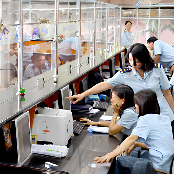 Dịch vụ giao nhận và khai báo hải quan