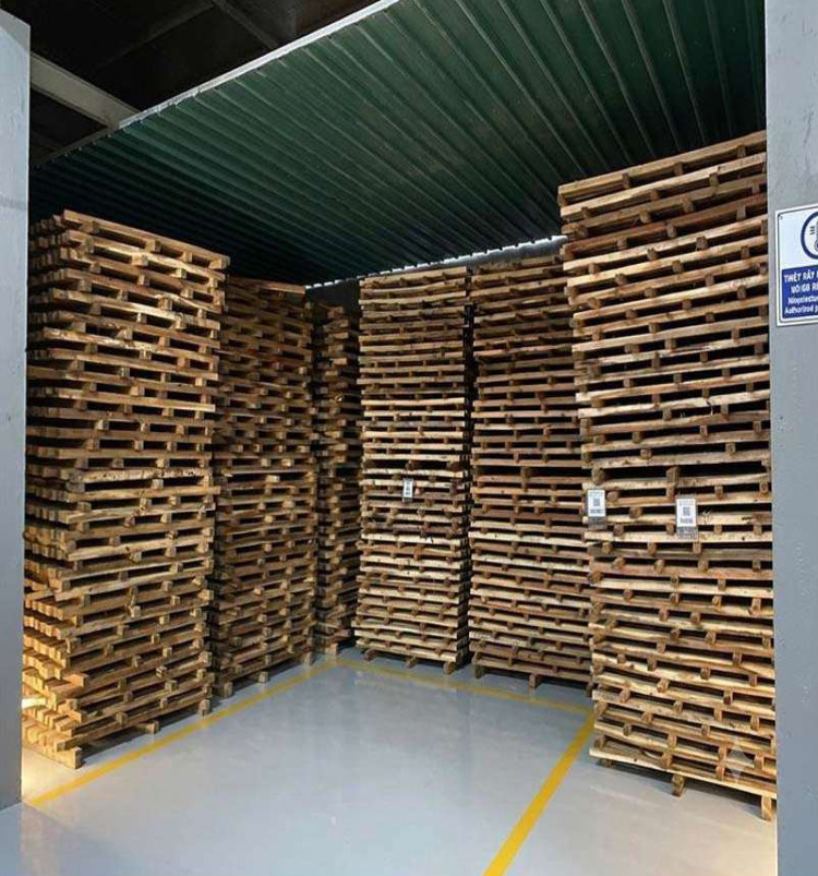 Pallet gỗ