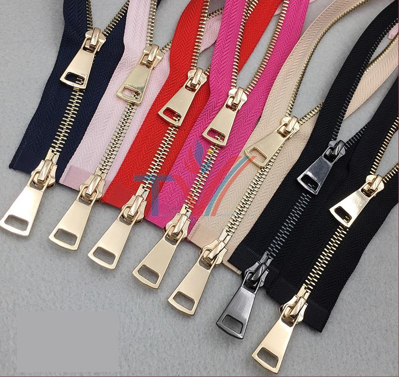 Dây kéo kim loại