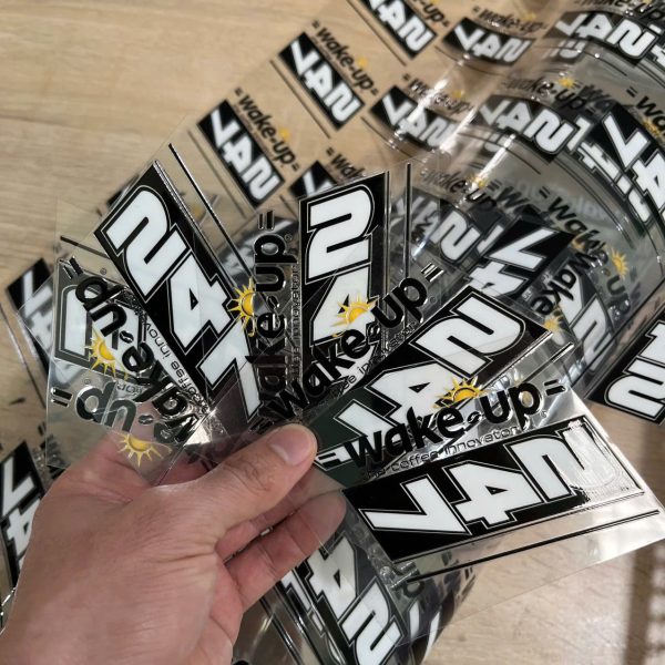 In tem DTF dán ly thủy tinh