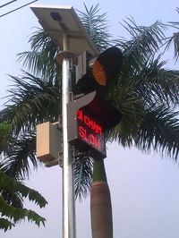 Đèn led “Đi chậm slow”