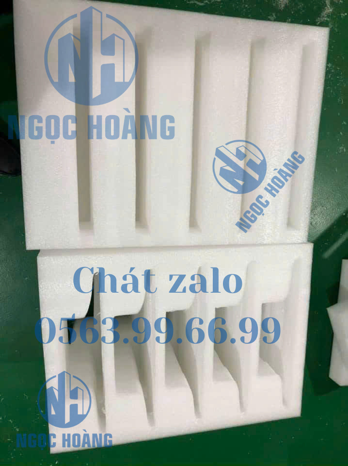 Khay xốp định hình chèn linh kiện điện tử