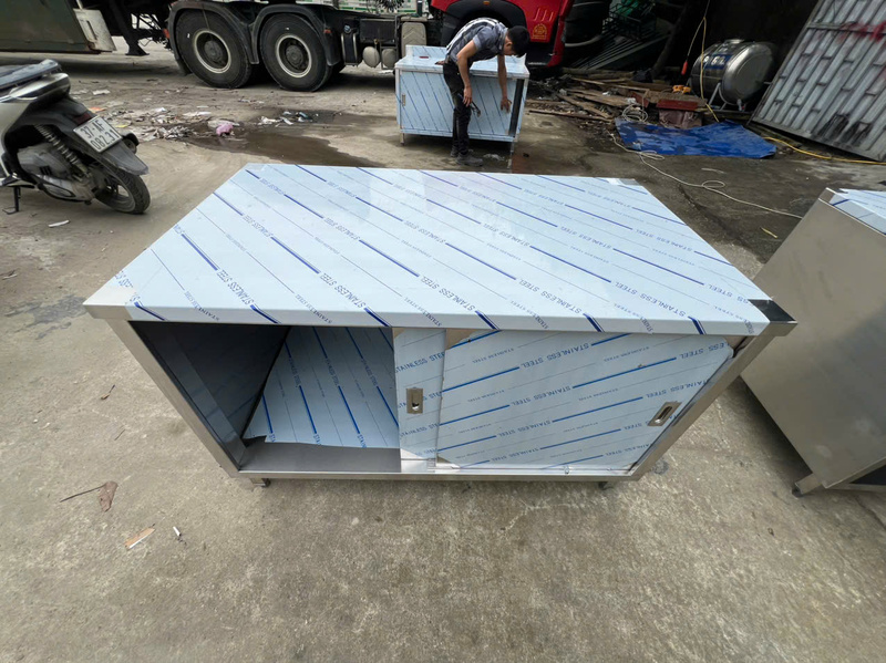 Quầy inox cửa trượt 1 bên