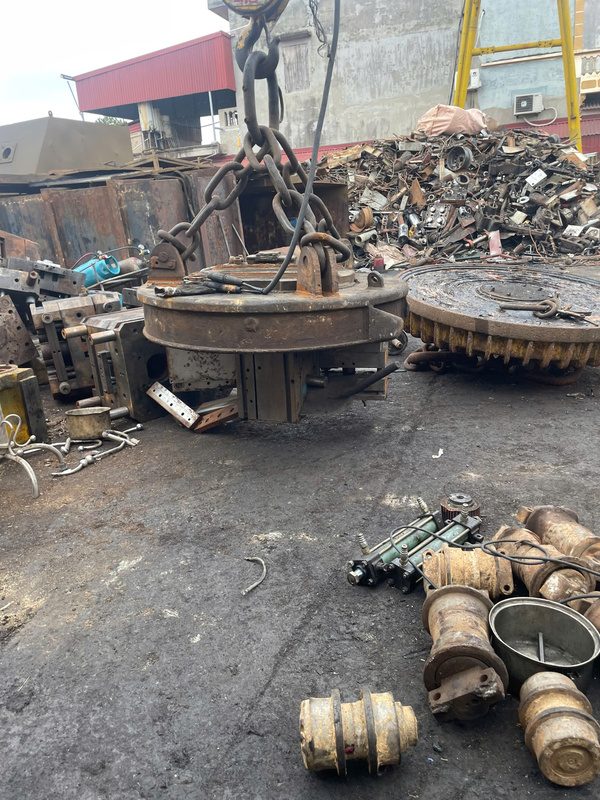 Thu mua phế liệu kim loại