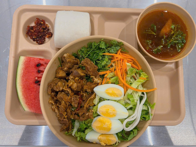 Suất ăn công nghiệp Thành Lộc