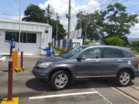 Bảo vệ gác cổng