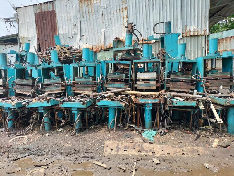 Thu mua phế liệu máy móc