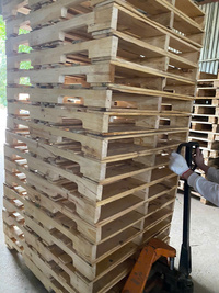 Pallet gỗ