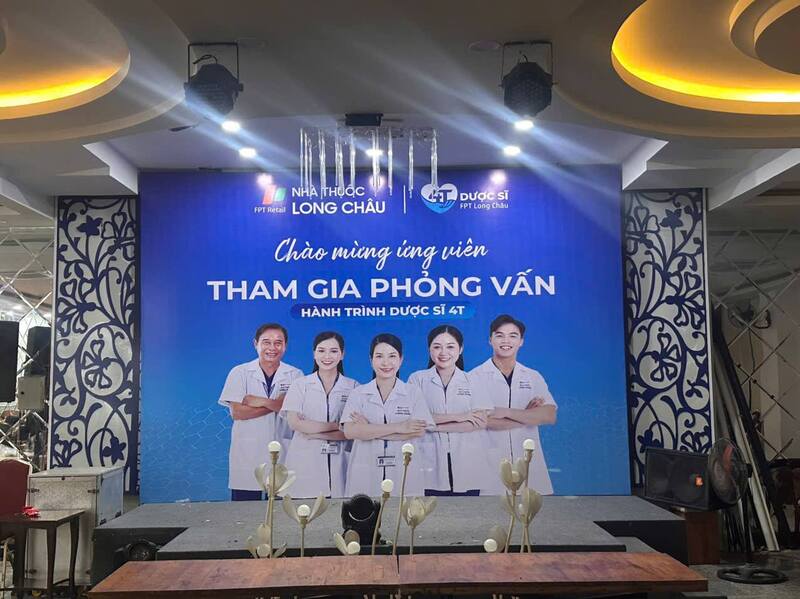 Bảng hiệu quảng cáo