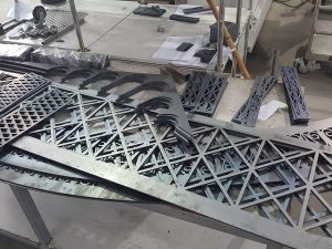 Cắt laser thép
