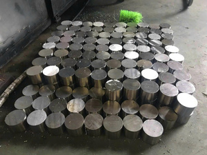 Gia công trục inox tròn đặc