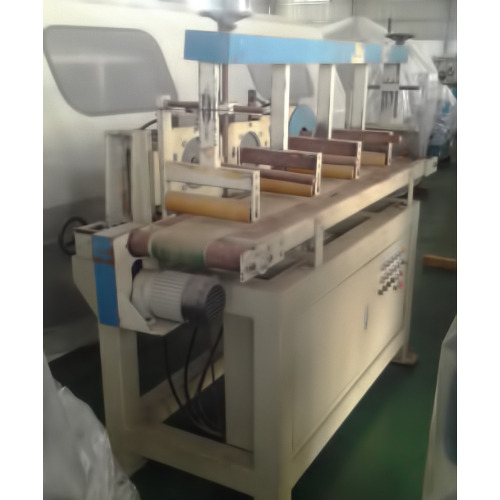 Máy chà nhám chổi