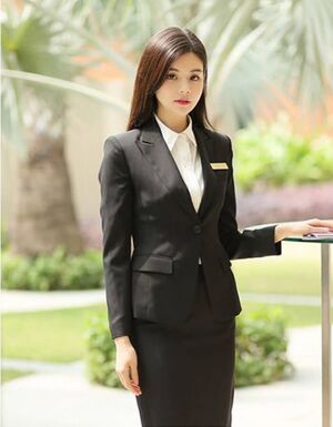 Đồng phục lễ tân